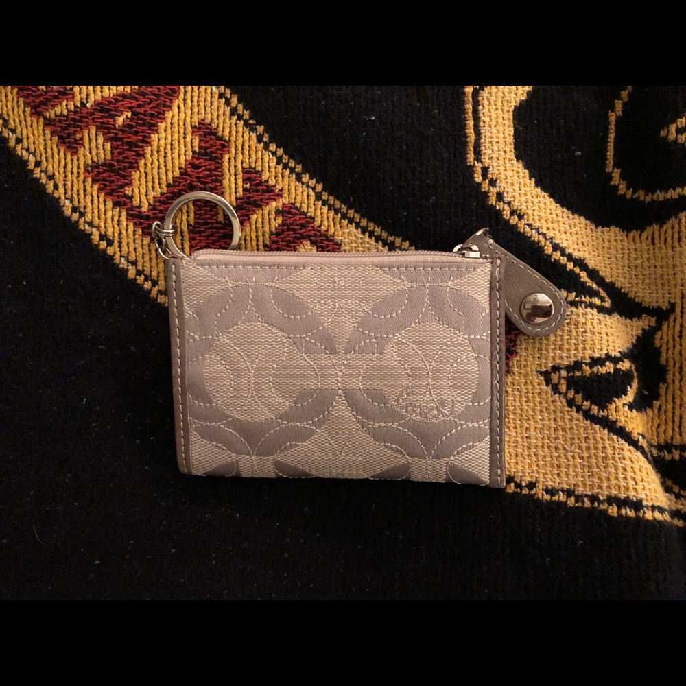 ••Coach wallet